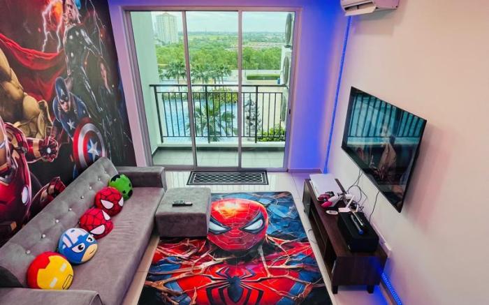 MARVEL Universe Retreat - PS5 , Pool View - M4