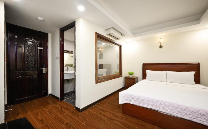 Red Sun Airport Saigon Hotel