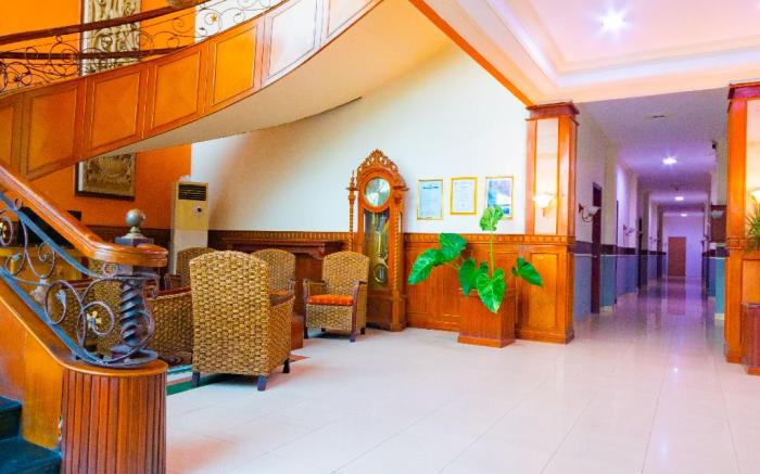 Grand Larisae Hotel