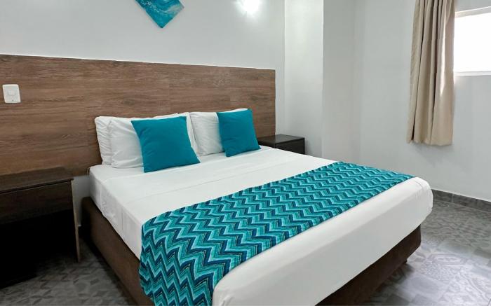 Hotel Blue Cove On Vacation 