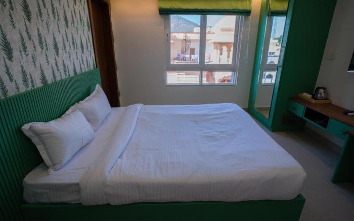 SUMMER STAYS BY UNIQUE CHOICE HOTELS PVT LTD 