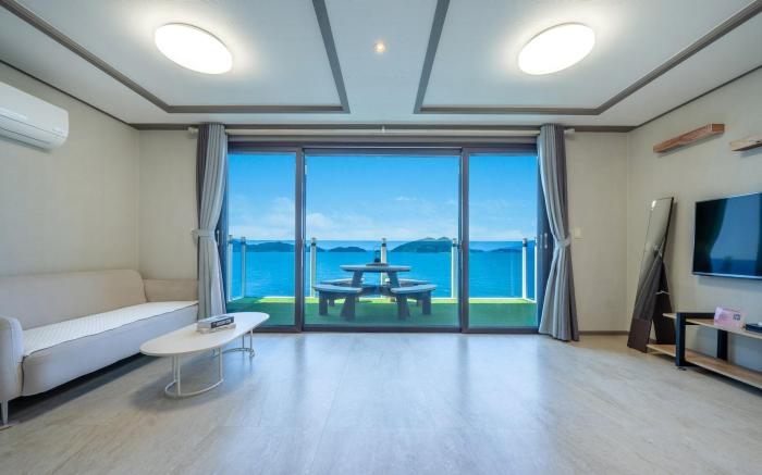 Yeosu Baraboda Ocean View Pension