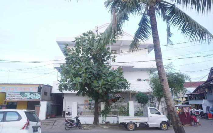 OYO 94020 Lia Kost Syariah Near Perkuburan bontonompo kahar muzakkar