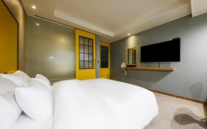 Cheongju Hotel Persona