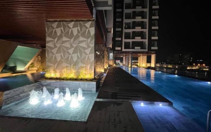 The Emerald Golf View Apartment