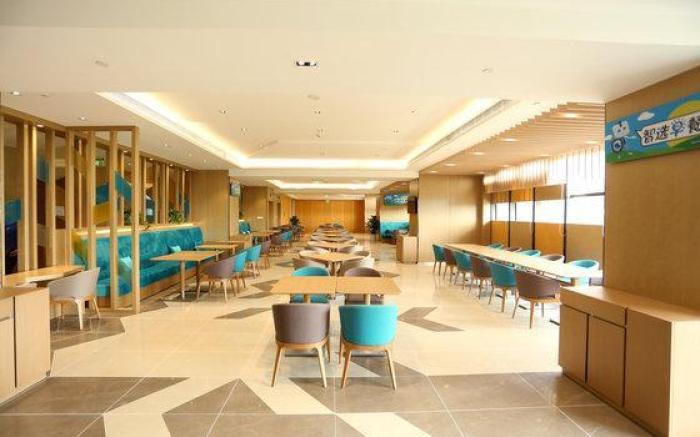 Holiday Inn Express Zhengzhou Longzi Lake By IHG