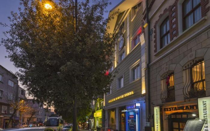 Istanbul Holiday Hotel