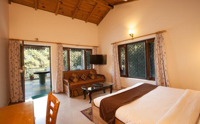 Sea Hawk Hill Luxury Resort Near Bhimtal Lake