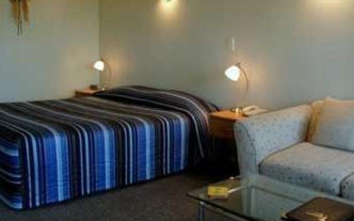 Tuscany On Thames Motel