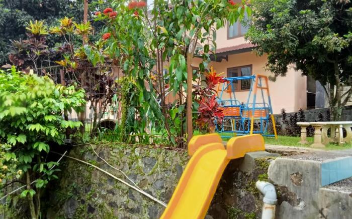 Villa Tunas Alam Mutiara