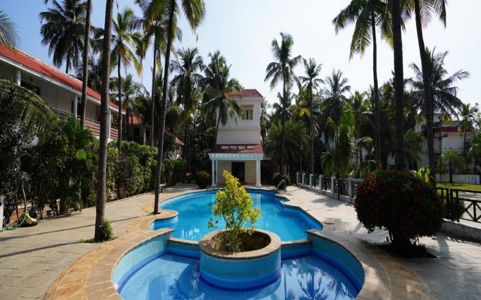 Green Coconut Resort-ECR