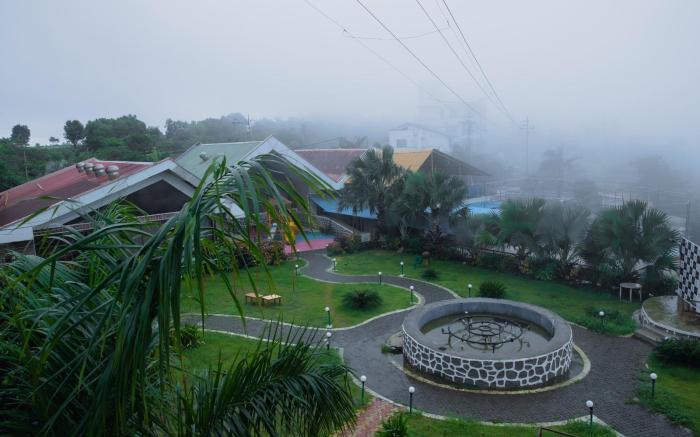 Relax Adventure Resort