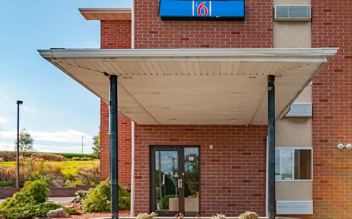 Motel 6 Drums, PA
