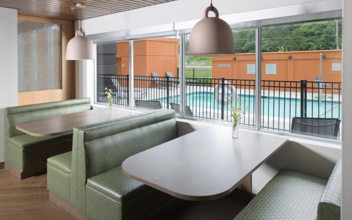 Fairfield Inn & Suites Athens