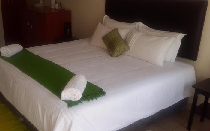 Ikaze Guesthouse