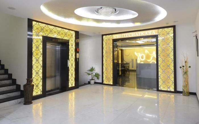 Hotel Crimson Palace