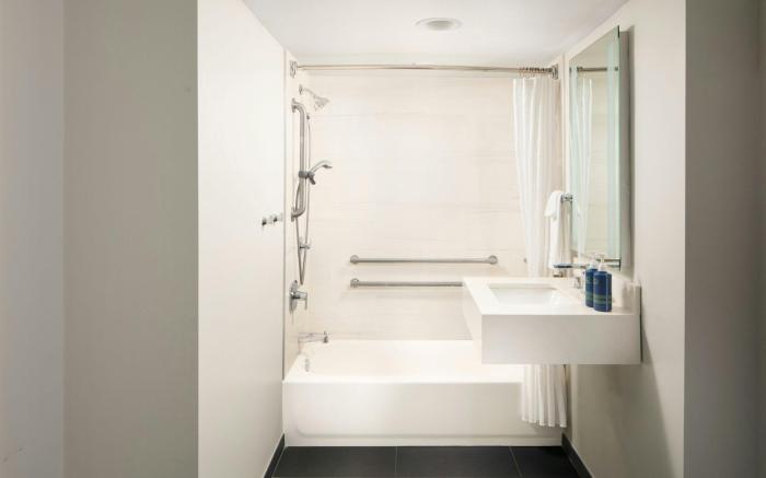 Four Points by Sheraton Richmond Airport