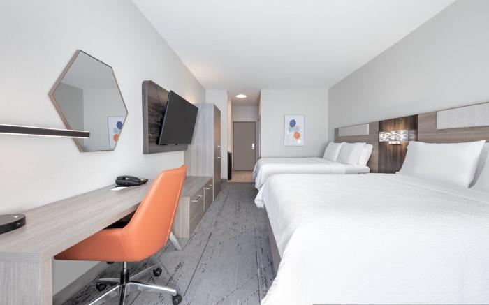 Holiday Inn Express Hotel & Suites Dallas West By IHG