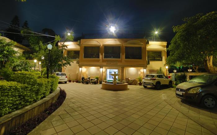 Hotel Shiv Villa