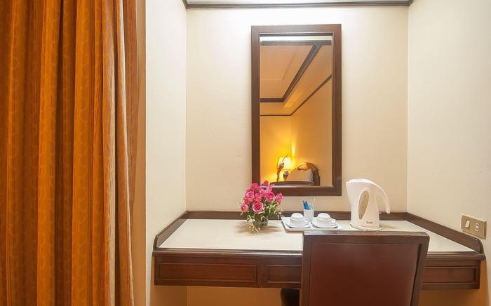 Grand Plaza Hotel