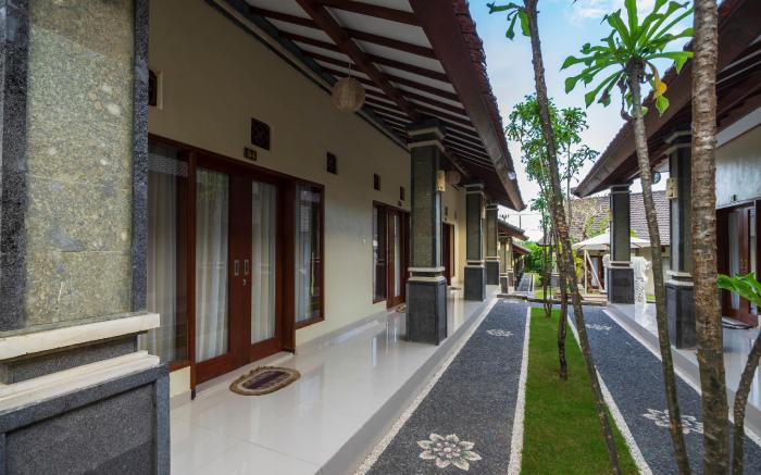 Lilis Cempaka Mas Guesthouse