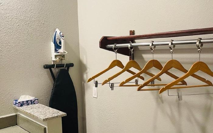 Americas Best Value Inn La Porte