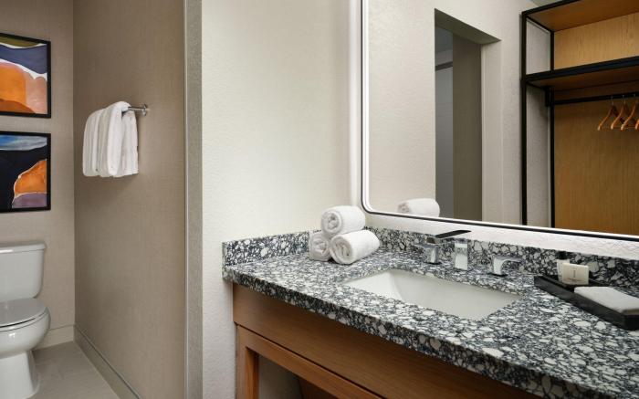 Burton House, Beverly Hills, A Tribute Portfolio Hotel