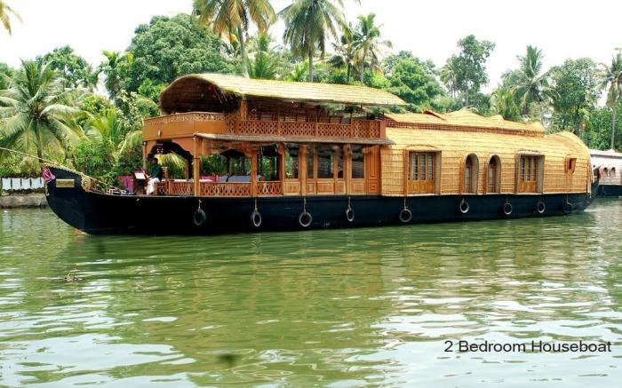 Indraprastham Houseboat