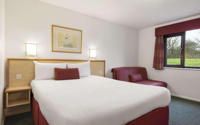 Days Inn by Wyndham Sedgemoor M5
