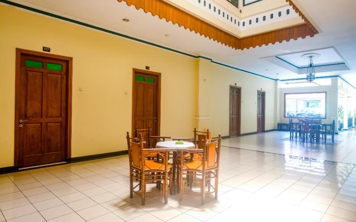 RedDoorz near XT Square Yogyakarta