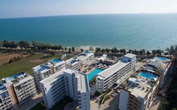 GrandBlue Condominium-701 TopFloor Maephim  Rayong