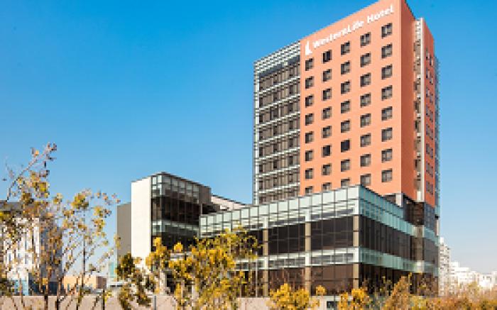 WesternLife Hotel