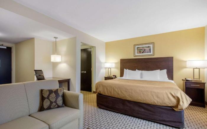 MainStay Suites St. Louis Airport