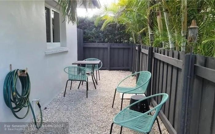 Walk to Wilton Drive - Spacious & Quiet Villa #1