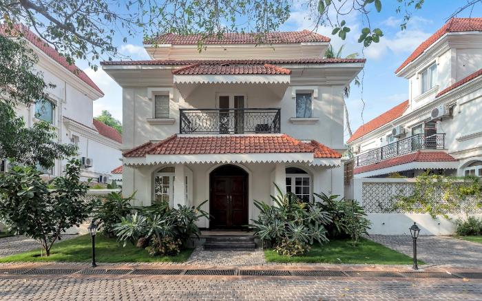 Firefly-4bhk, Villa Arpora, saligoa