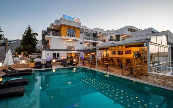 Twins Hotel Cesme