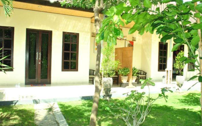 Giri Sari Guest House Pemuteran