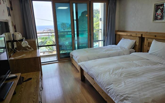 Chunjiyeon Hotel