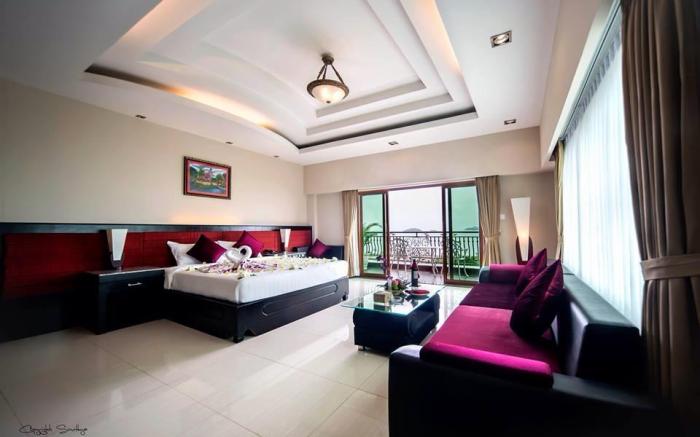 Rock Royal Hotel & Resort