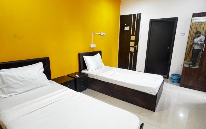 Hsquare Service Apartment Malad
