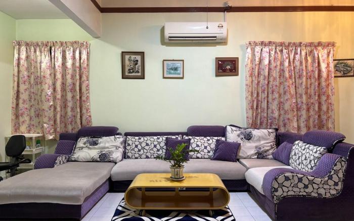 Comfortable Retreat in Megah Ria