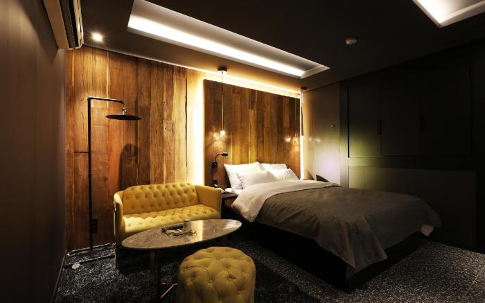 Rainbow Hotel
