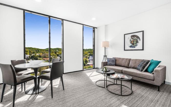 Essence Suites Taringa