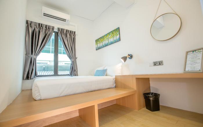 Homy Seafront Hostel