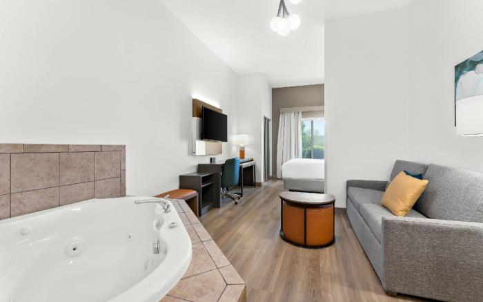 Comfort Inn & Suites Tunkhannock