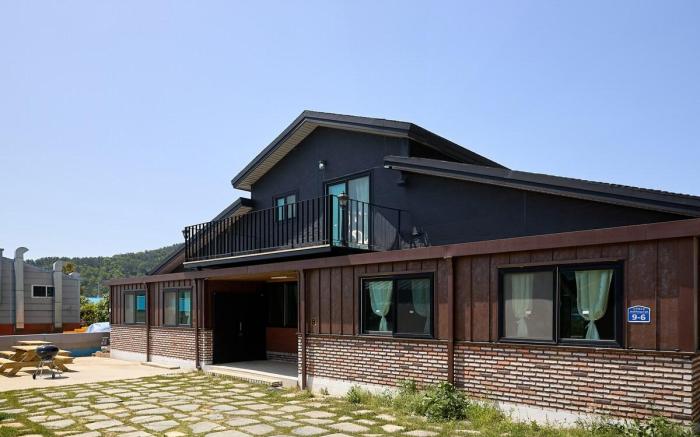 Taean Healing Accommodation Room C