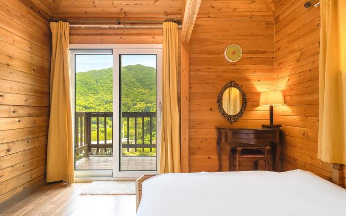 Yangpyeong Isobiyagi Spa Pension