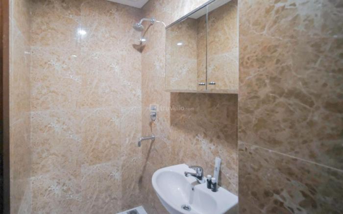 Compact Studio Grand Sungkono Lagoon By Travelio