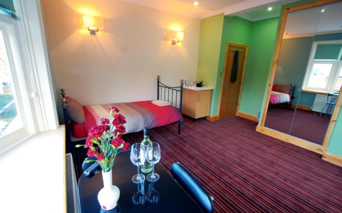 Fountain Hotel