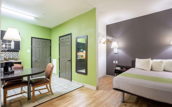 Studio 6 Bay City, TX